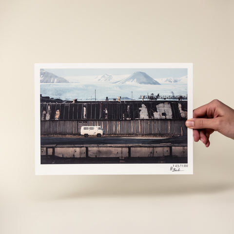 Limitierter Kunstdruck: Ghost Town at the End of the World – Hannes Becker