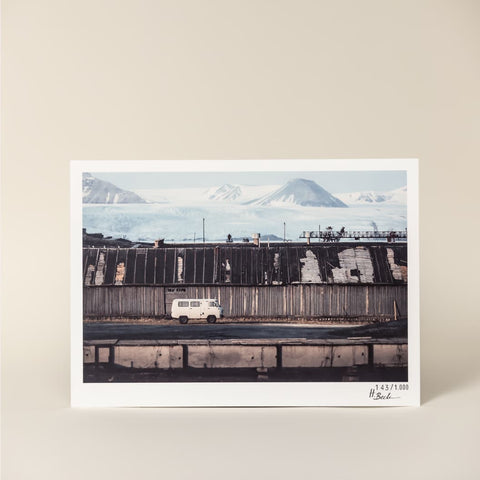 1.000 Teile Kunstpuzzle + Kunstdruck: Ghost Town at the End of the World – Hannes Becker